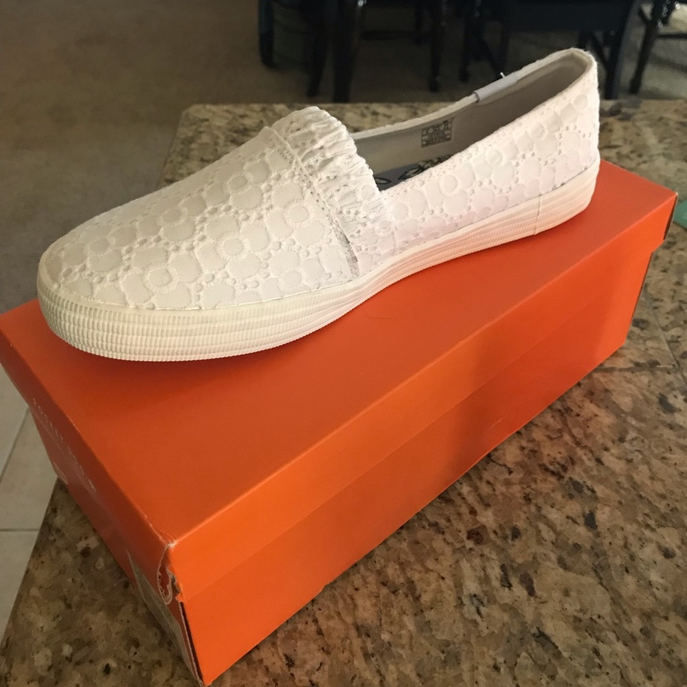 Rocket Dog white eyelet slip on